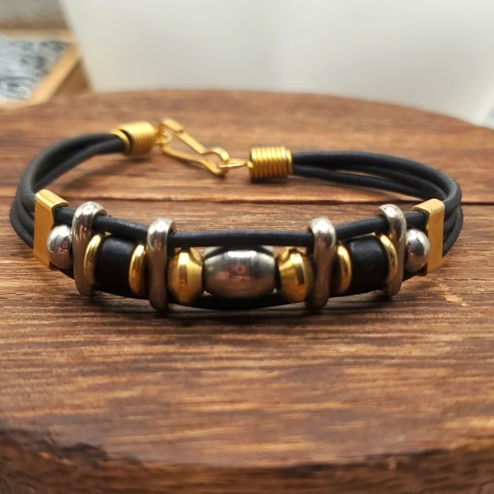 B2435 brutalist leather bullet bracelet unisex